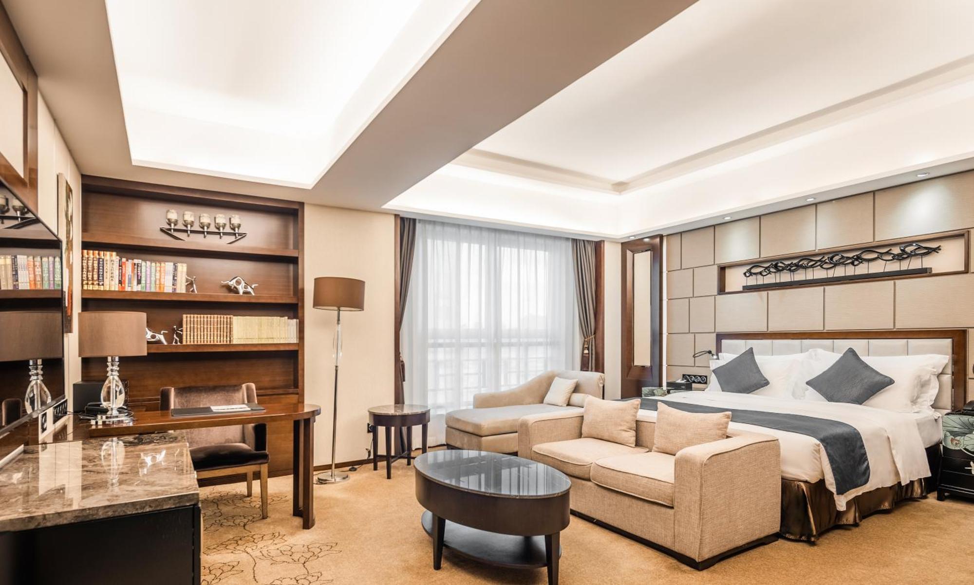 Maoming International Hotel Екстериор снимка