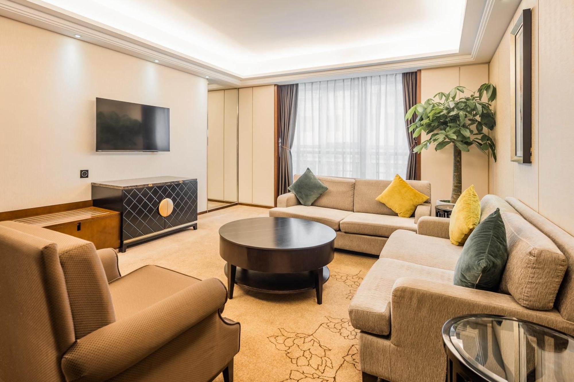 Maoming International Hotel Екстериор снимка