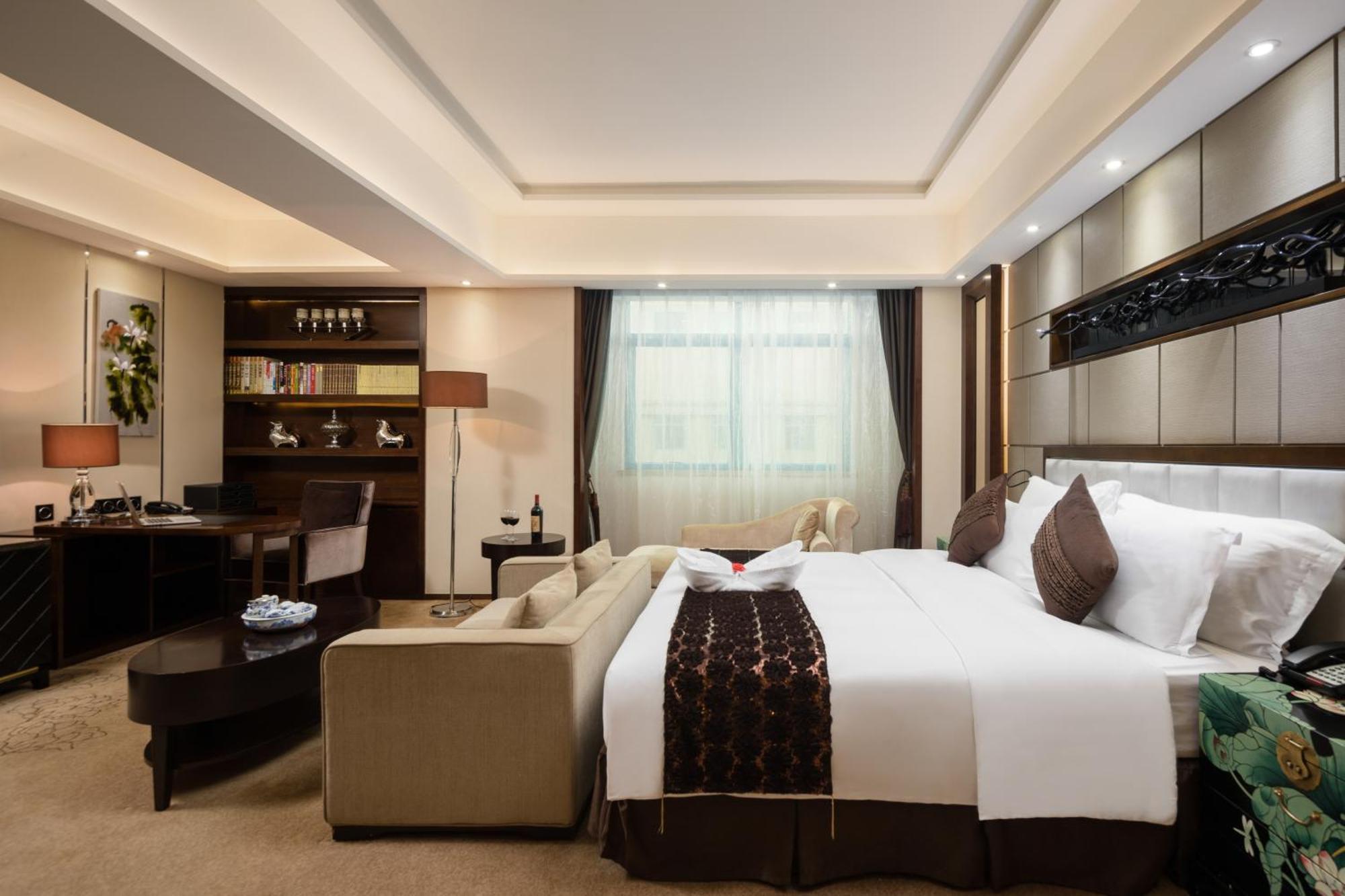 Maoming International Hotel Екстериор снимка