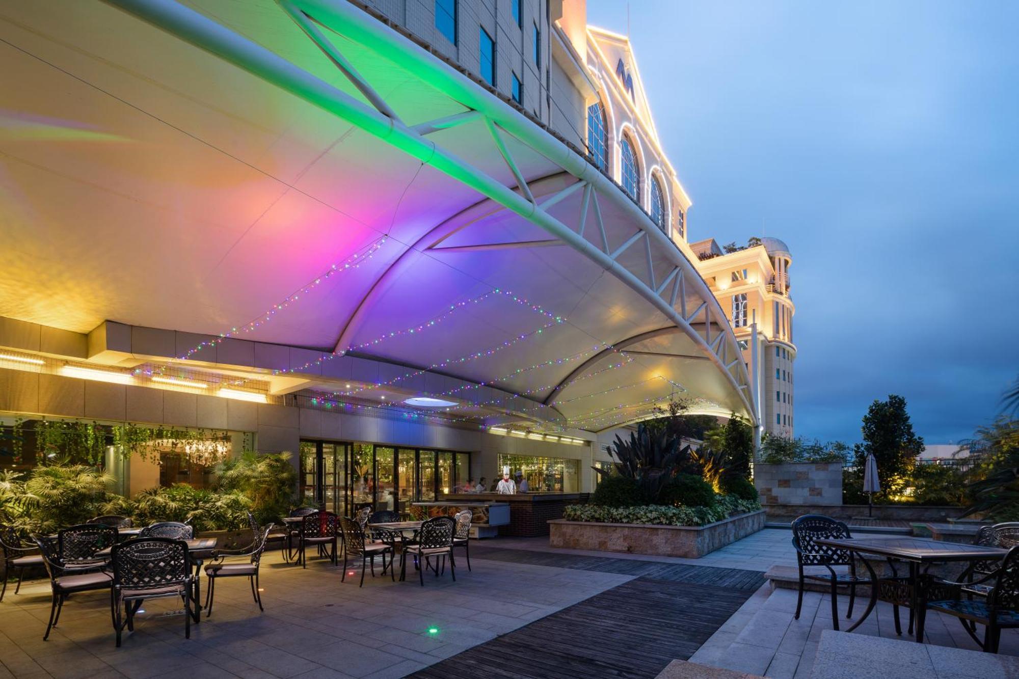 Maoming International Hotel Екстериор снимка