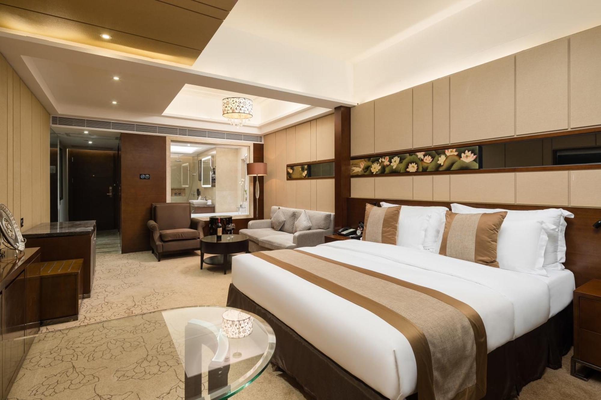 Maoming International Hotel Екстериор снимка